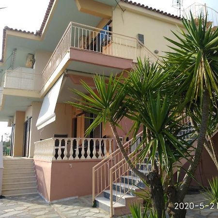 Horizon Blue Apartment Loutsa  Luaran gambar
