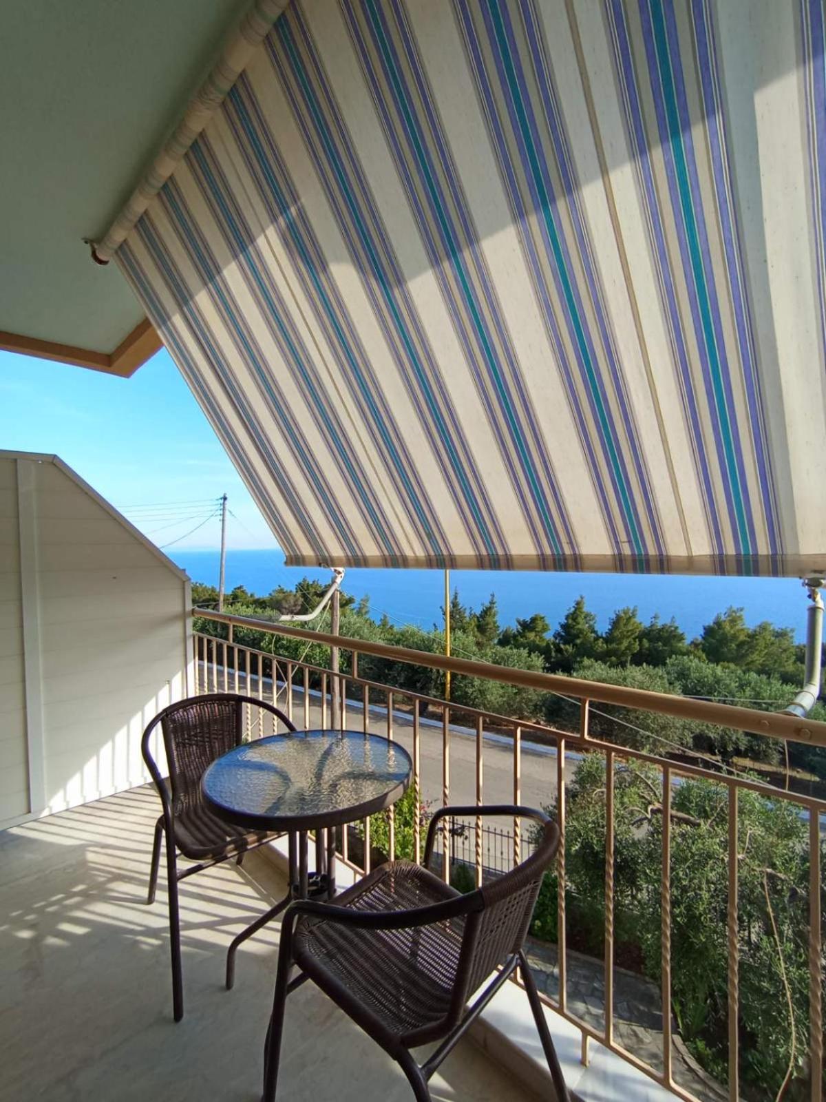 Horizon Blue Apartment Loutsa  Luaran gambar