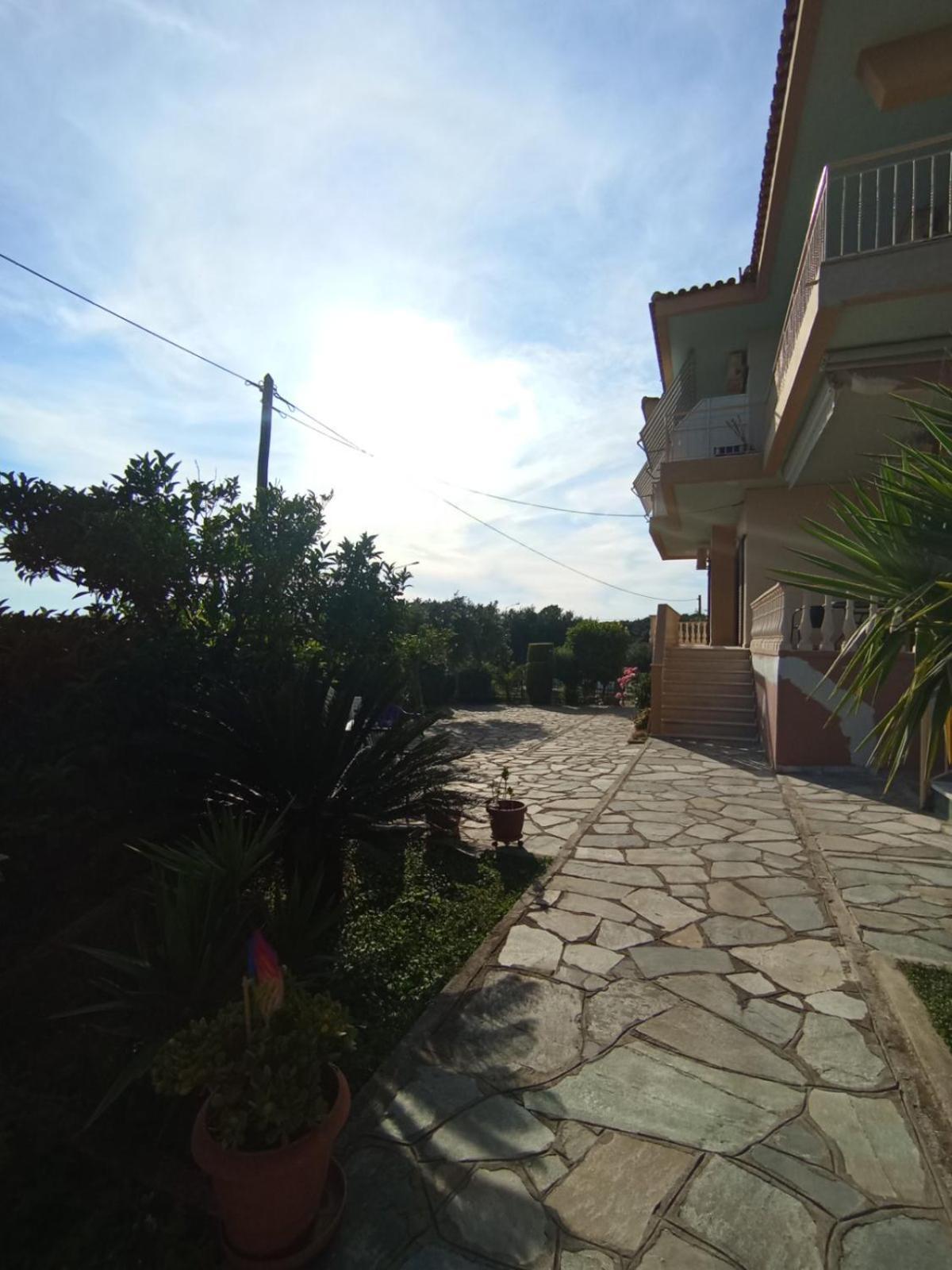Horizon Blue Apartment Loutsa  Luaran gambar
